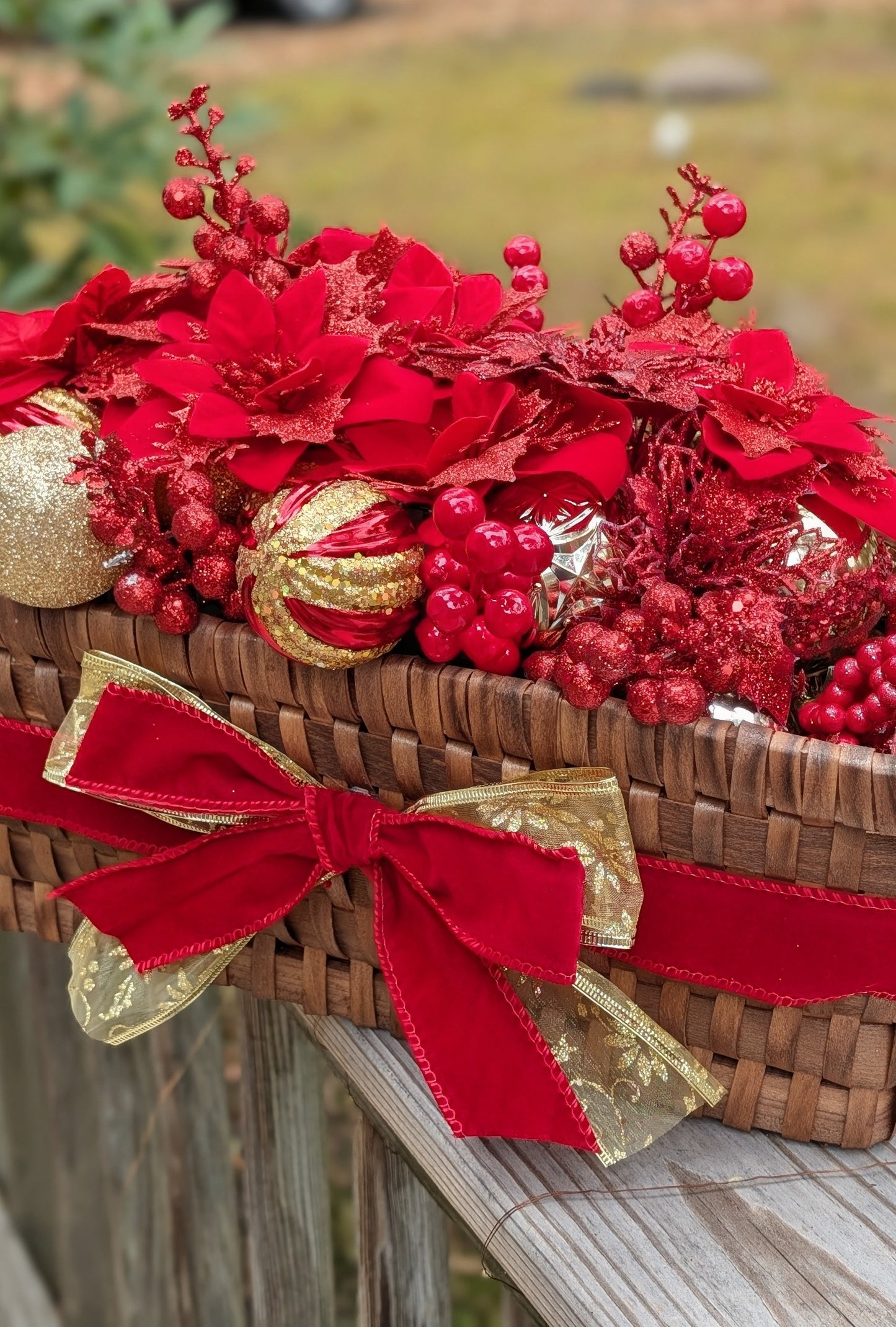 Holiday Glow Basket
