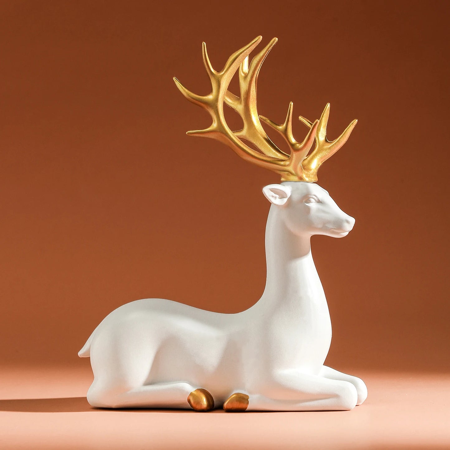 Reindeer Figurines Sculpture Home Christmas Decoration
