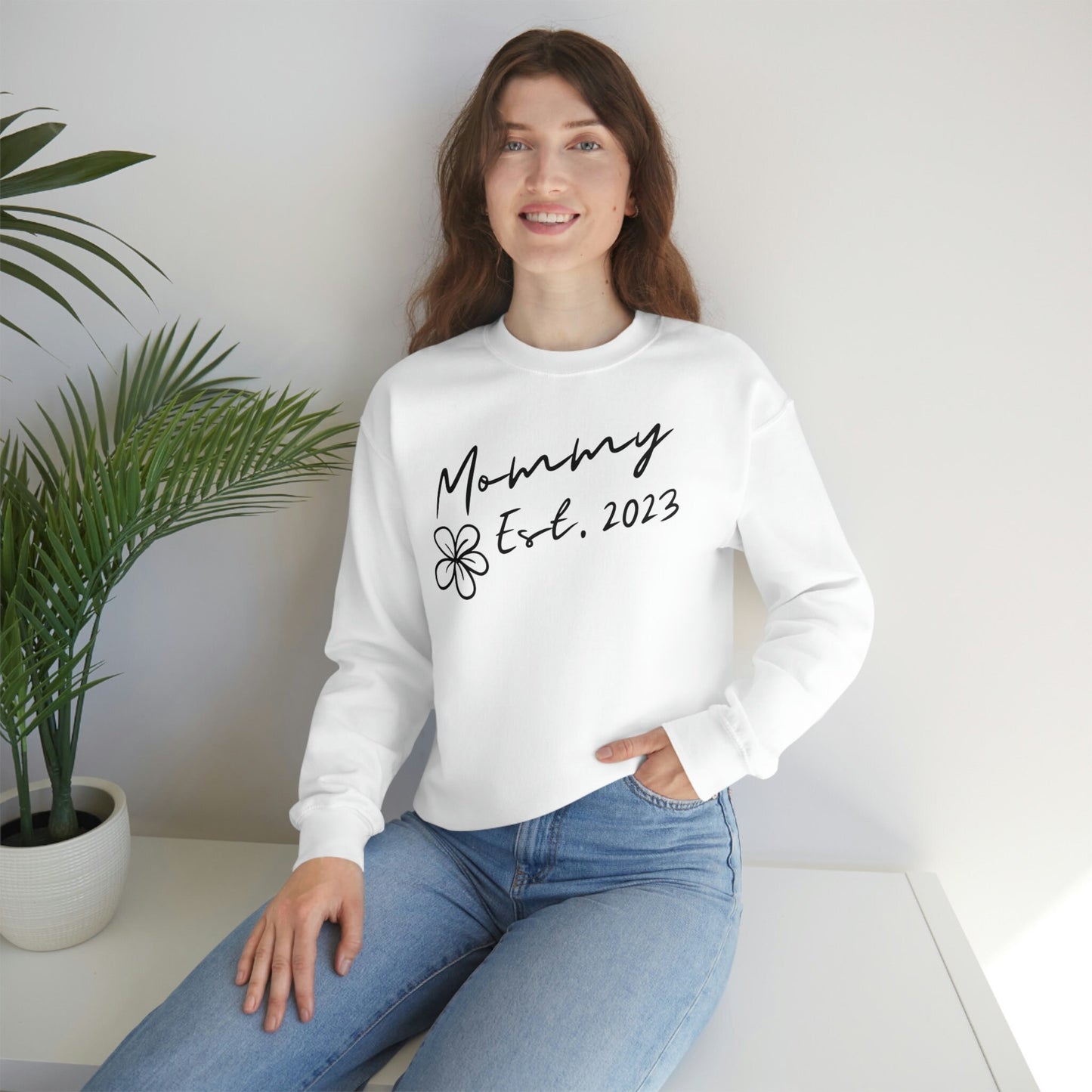 Mother's Day Sweatshirt/Personalized Year/Mommy/Spring Clothing/Baby Shower Gift/Birthday Present/Thank you/Gifts For Her