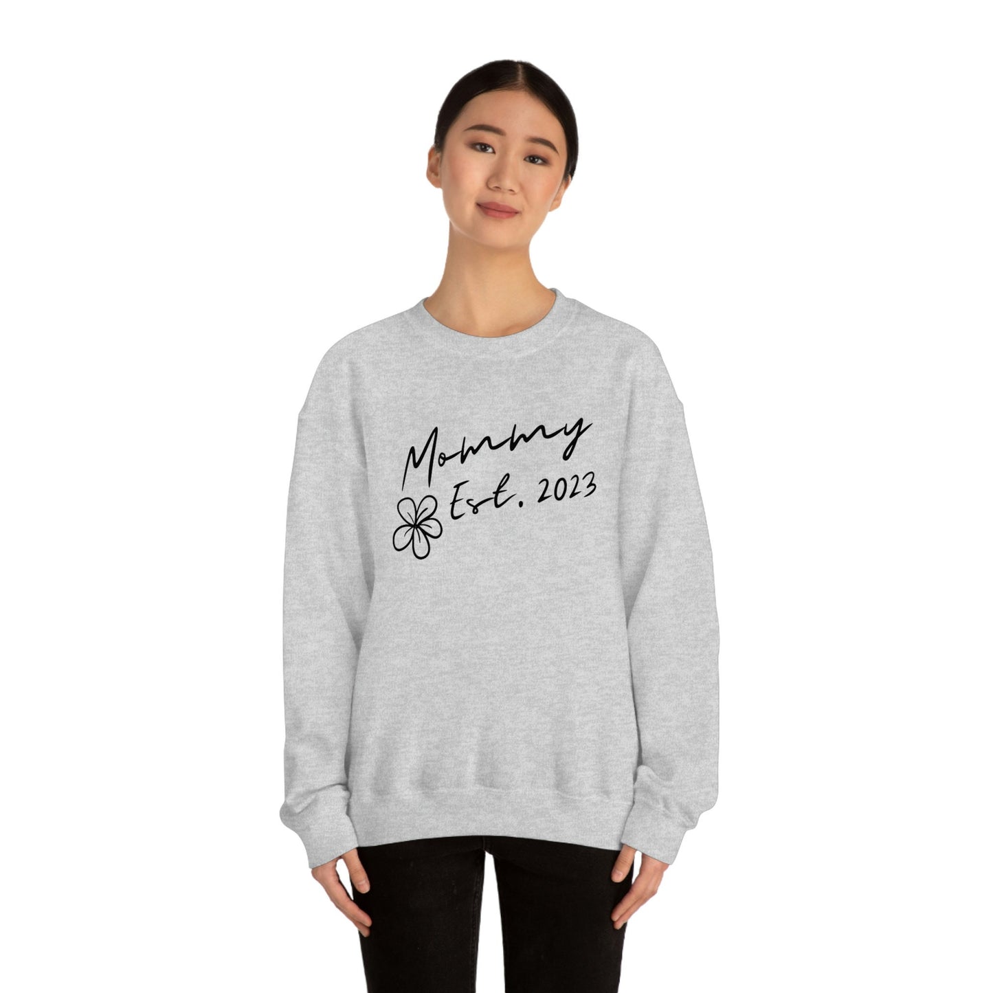 Mother's Day Sweatshirt/Personalized Year/Mommy/Spring Clothing/Baby Shower Gift/Birthday Present/Thank you/Gifts For Her