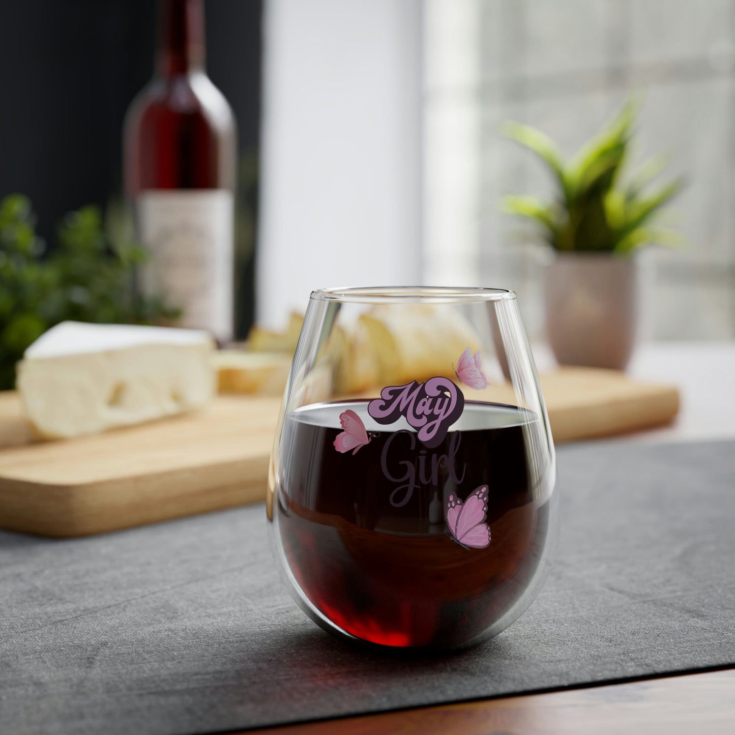 May Girl Wine Glass 11.75oz/May Birthday Girl/Birthday Present/Thank You Gift/Girls Night/Birthday Cup/Birthday Party