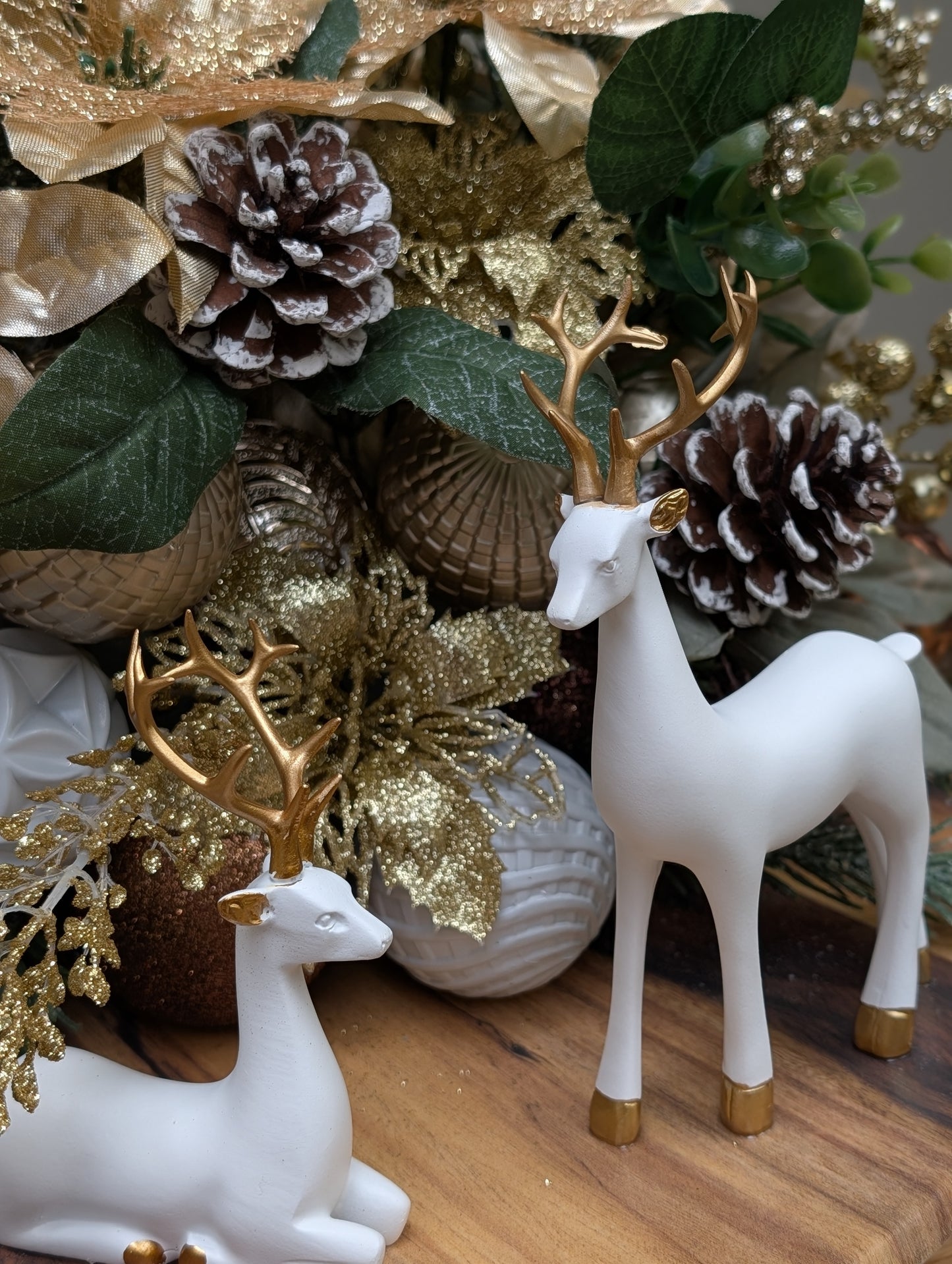 Reindeer Gold Wood Base Centerpiece
