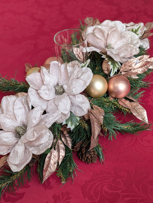 Magnolia Garland Centerpiece