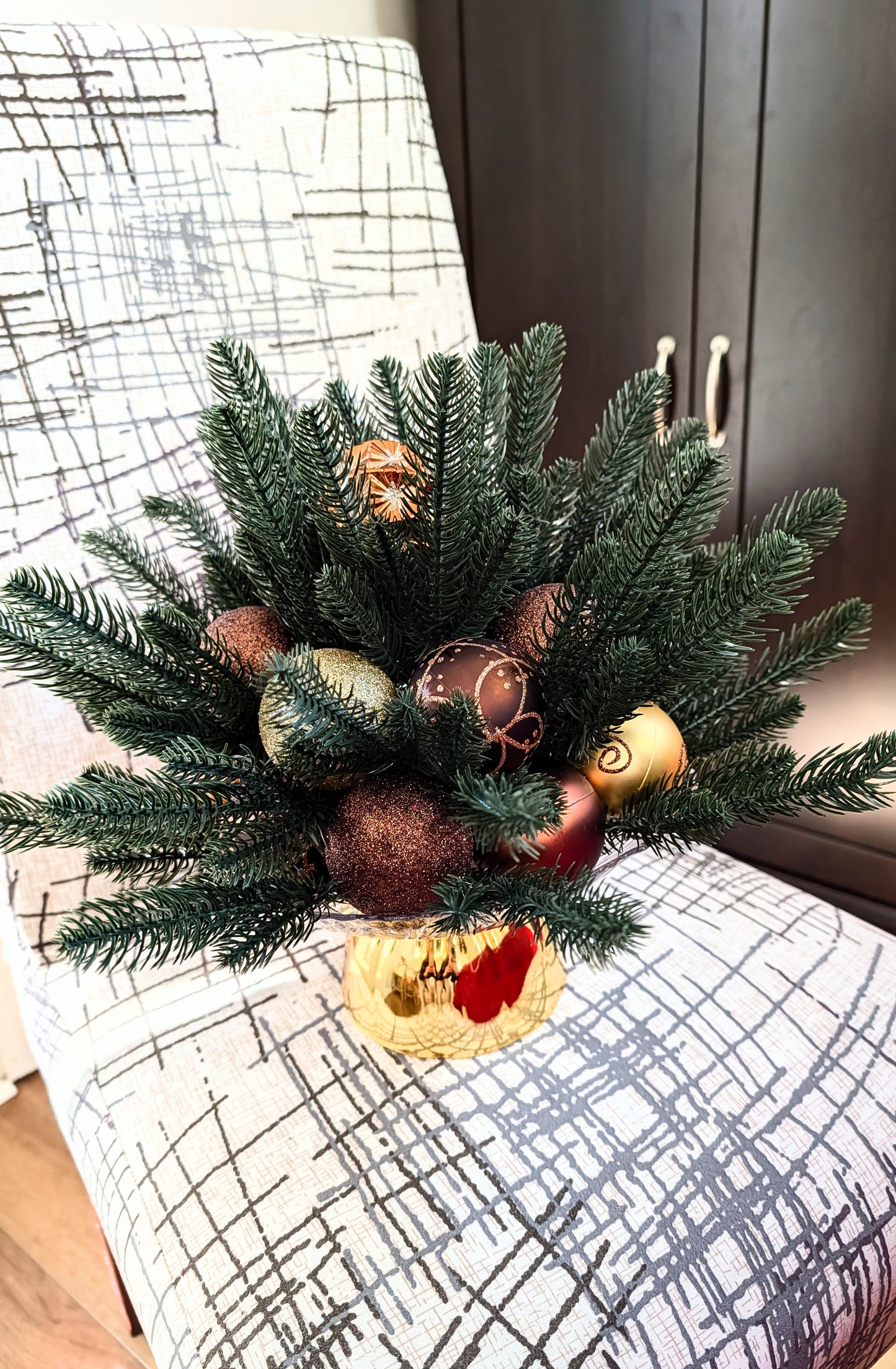 Baubles & Pines Centerpiece